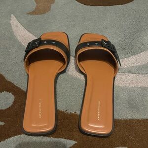 Anthropology Carmel colored/black  sandals .sz41 (10)
